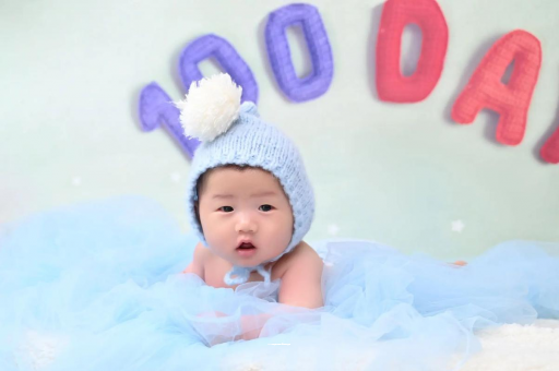 开平宝宝眼窝发青 开平宝宝眼窝发青